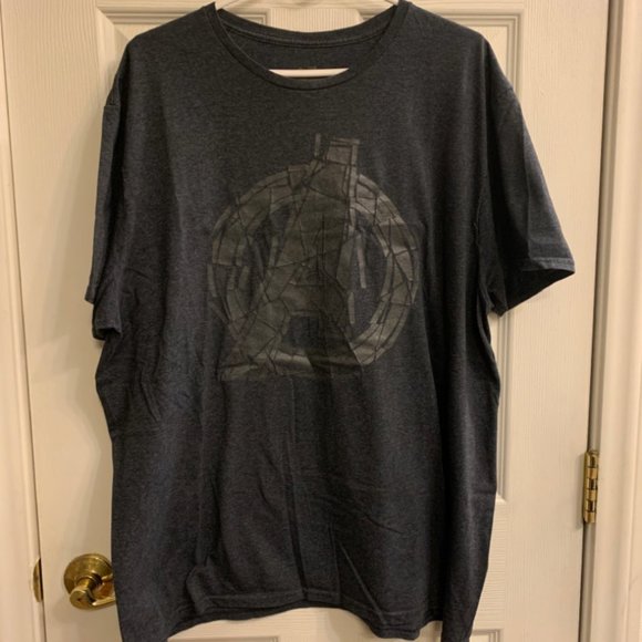 Marvel Avengers Grey T Shirt Mens Size XXL - Picture 1 of 4